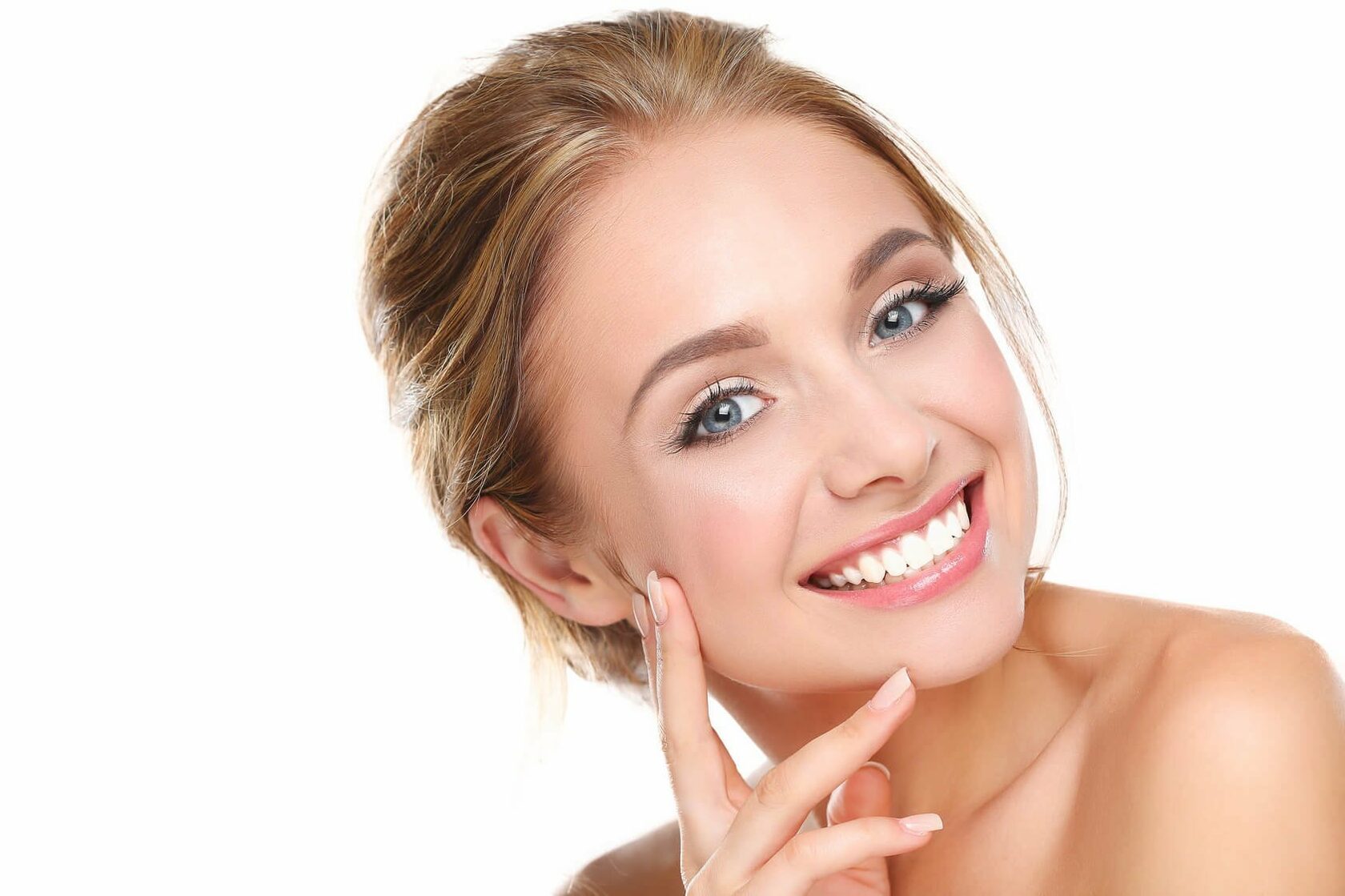 What Is The Difference Between Porcelain and Zirconia Crowns?